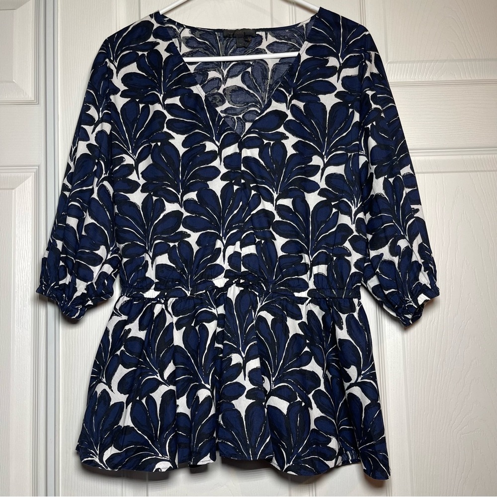 DONNA KARAN NEW YORK V-NECK PRINTED PEPLUM BLUE BLOUSE size Large - Picture 2 of 12
